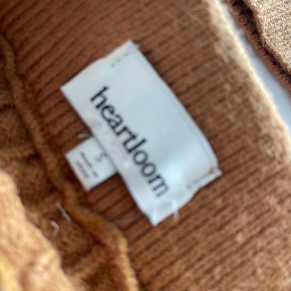 2 pieces dress wool, Small - Picture 5 of 9